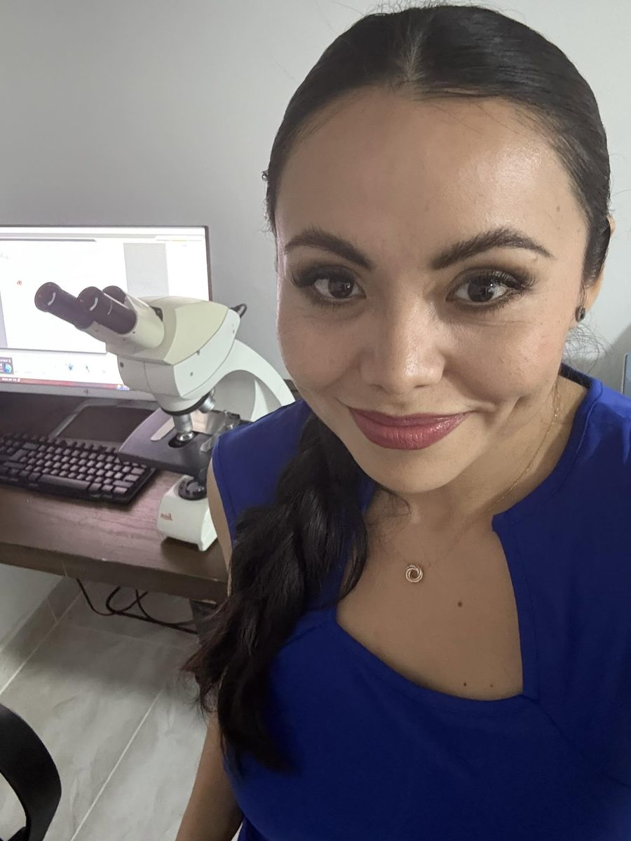 Dra. Ana Laura Mena Rodríguez